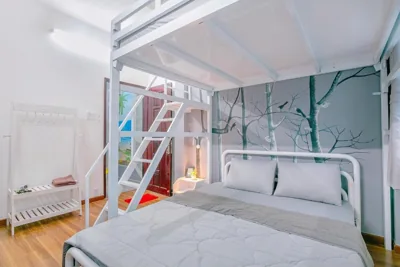 豪华四人房 — Qcub3 Homestay
